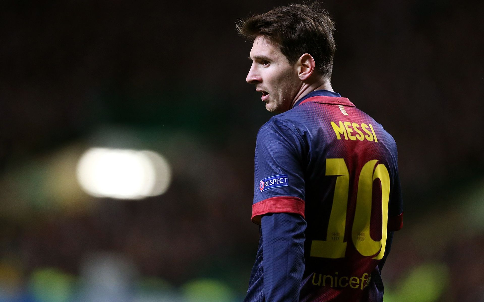 地上足球 地上足球